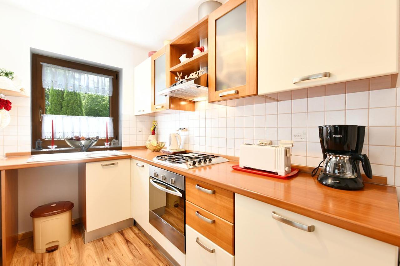 Apartment And Rooms Ivancica เซลิสเต เดรซิสโก ภายนอก รูปภาพ